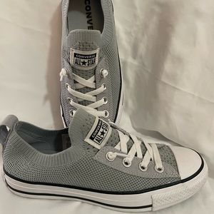 Women’s Converse tennis shoes